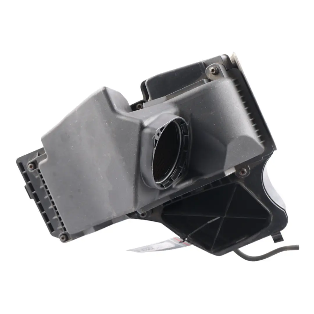 8F Air Intake Filter Box Housing 2.0 TDI Diesel to Audi A4 B8 A5 with Part number 8K0133837T Audi A4 B8 A5 8F Air Intake Filter Box Housing 2.0 TDI Diesel - SKU 8K0133837T - Part number 8K0133837T