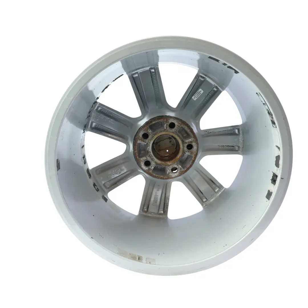 Jante argentée en alliage 17" ET:45 7,5J 8K0601025B pour Audi A4 B8 A5 8T à propos du numéro de pièce 8K0601025B-2 Audi A4 B8 A5 8T Jante argentée en alliage 17" ET:45 7,5J 8K0601025B - SKU 8K0601025B-2 - Numéro de pièce 8K0601025B-2