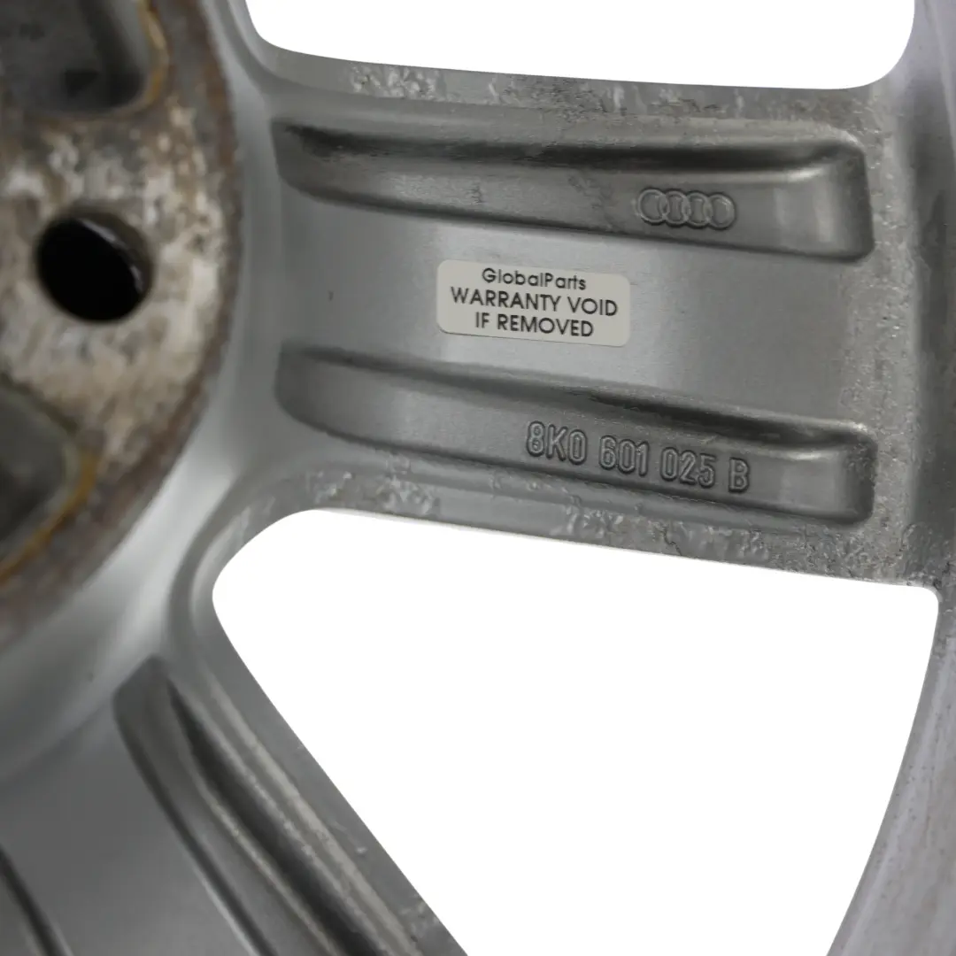 Audi A4 B8 A5 8T Srebrna Felga Aluminiowa 17" ET:45 7,5J - SKU 8K0601025B-SL2 - Numer Części 8K0601025B