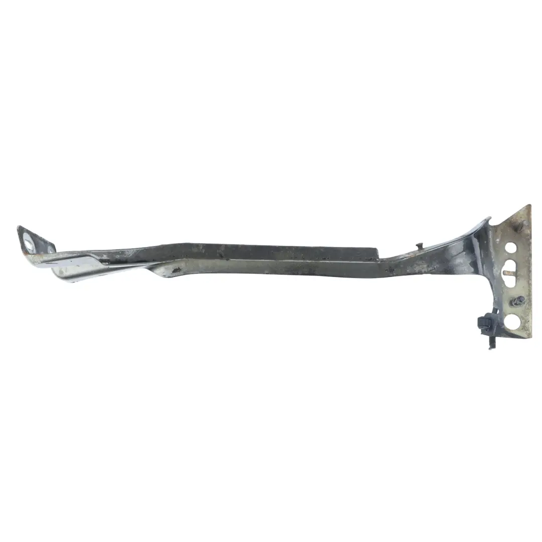 Soporte Guardabarros Delantero Derecho Gris Lava Z7L para Audi A4 B8 con número de pieza 8K0821136J Audi A4 B8 Soporte Guardabarros Delantero Derecho Gris Lava Z7L - SKU 8K0821136J-LAG - Número de pieza 8K0821136J