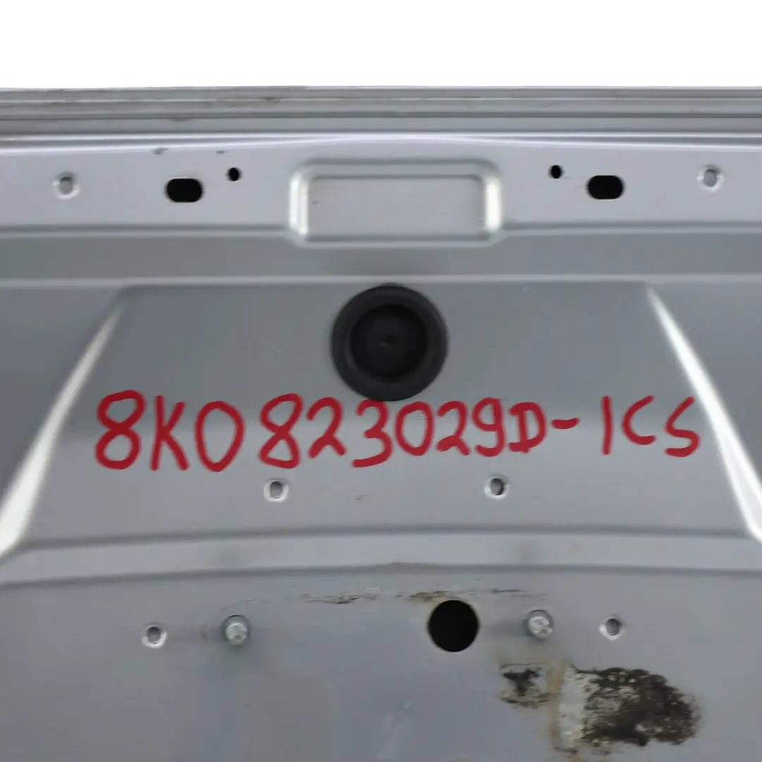 Maska Pokrywa Silnika Ice Silver Srebrny Metalik - X7W do Audi A4 B8 o numerze 8K0823029D Audi A4 B8 Maska Pokrywa Silnika Ice Silver Srebrny Metalik - X7W - SKU 8K0823029D-ICS - Numer Części 8K0823029D