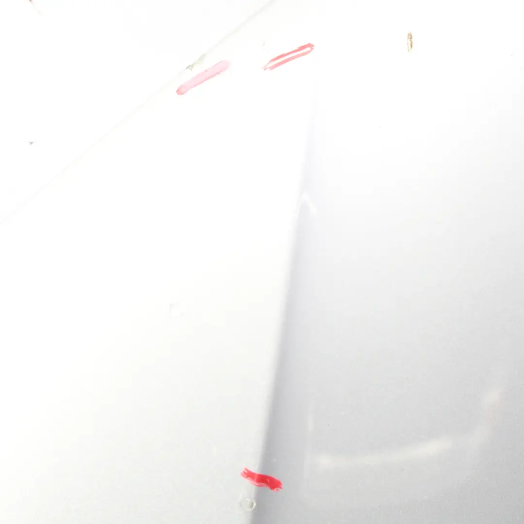 Maska Pokrywa Silnika Ice Silver Srebrny Metalik - X7W do Audi A4 B8 o numerze 8K0823029D Audi A4 B8 Maska Pokrywa Silnika Ice Silver Srebrny Metalik - X7W - SKU 8K0823029D-ICS1 - Numer Części 8K0823029D