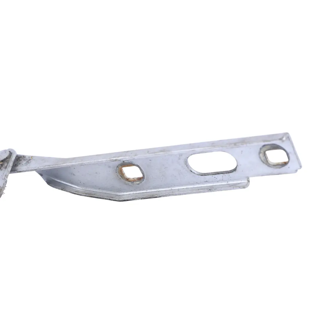 Audi A4 B8 Charnière Capot Droite Argent Glacier Métallisé X7W - SKU 8K0823302B-ICS - Numéro de pièce 8K0823302B