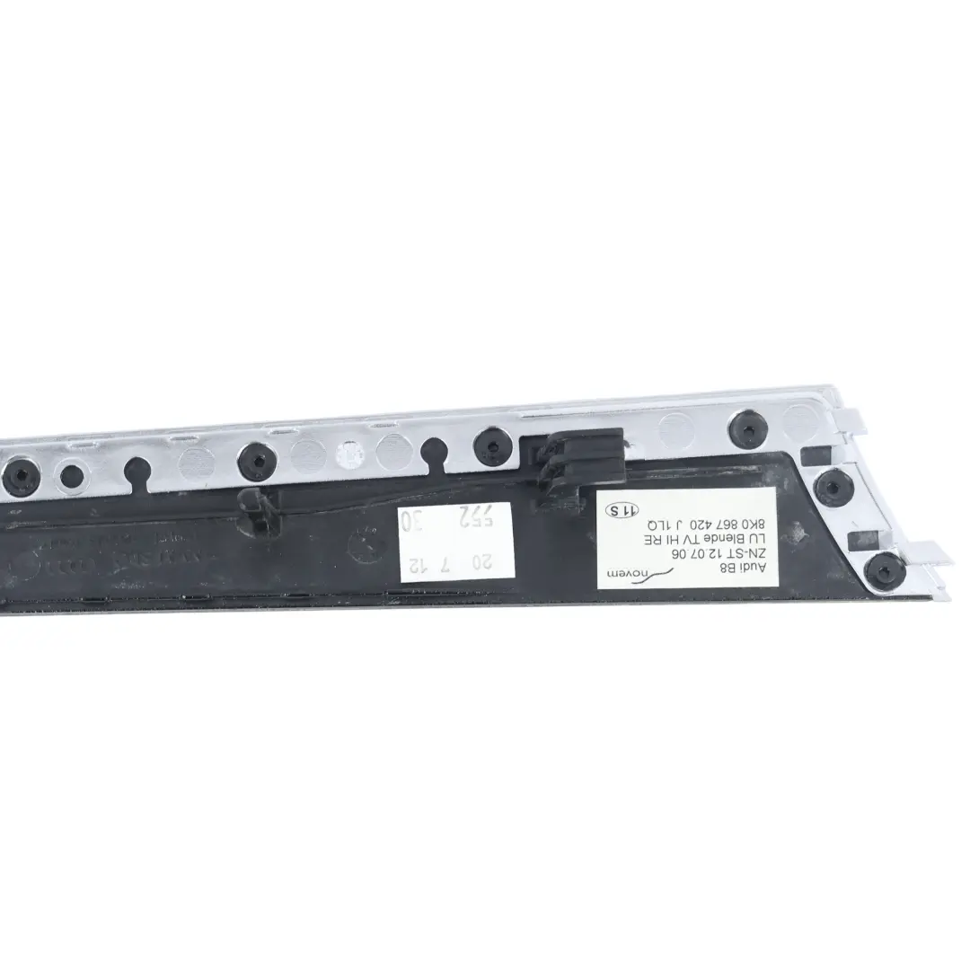 Audi A4 B8 Baguette Garniture Porte Arrière Droit Argent - SKU 8K0867420 - Numéro de pièce 8K0867420