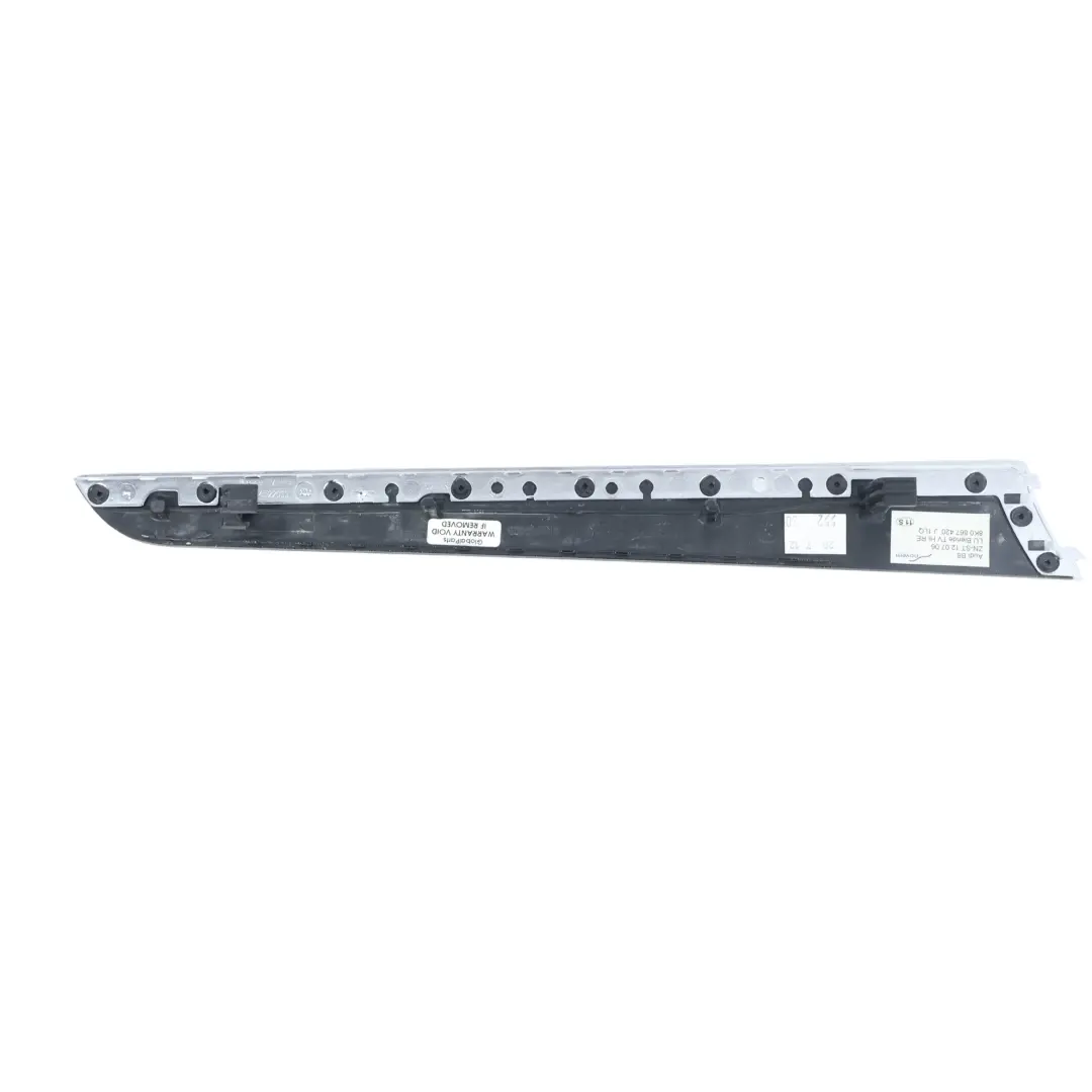 Baguette Garniture Porte Arrière Droit Argent pour Audi A4 B8 à propos du numéro de pièce 8K0867420 Audi A4 B8 Baguette Garniture Porte Arrière Droit Argent - SKU 8K0867420 - Numéro de pièce 8K0867420