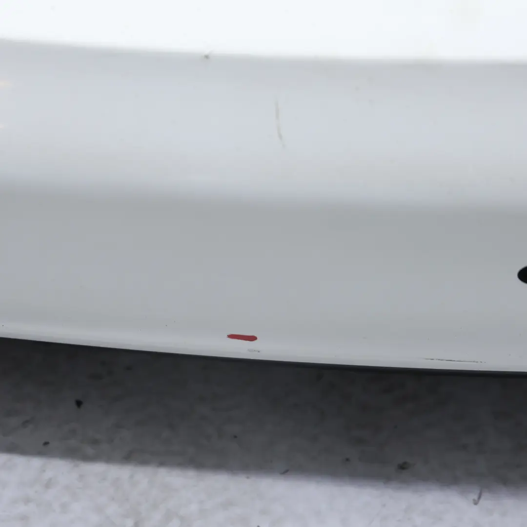 Zderzak Tylny Ibis White Biały - Y9C do Audi A4 B8 o numerze 8K5807303C Audi A4 B8 Zderzak Tylny Ibis White Biały - Y9C - SKU 8K5807303C-IWH1 - Numer Części 8K5807303C