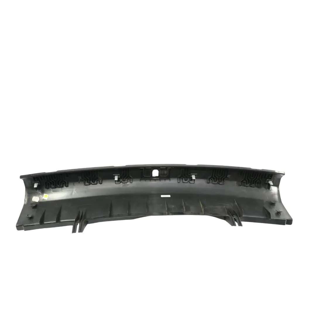 Audi A4 8K B8 Berlina Bagagliaio Modanatura Inferiore Piastra Chiusura - SKU 8K5863471 - Numero di parte 8K5863471