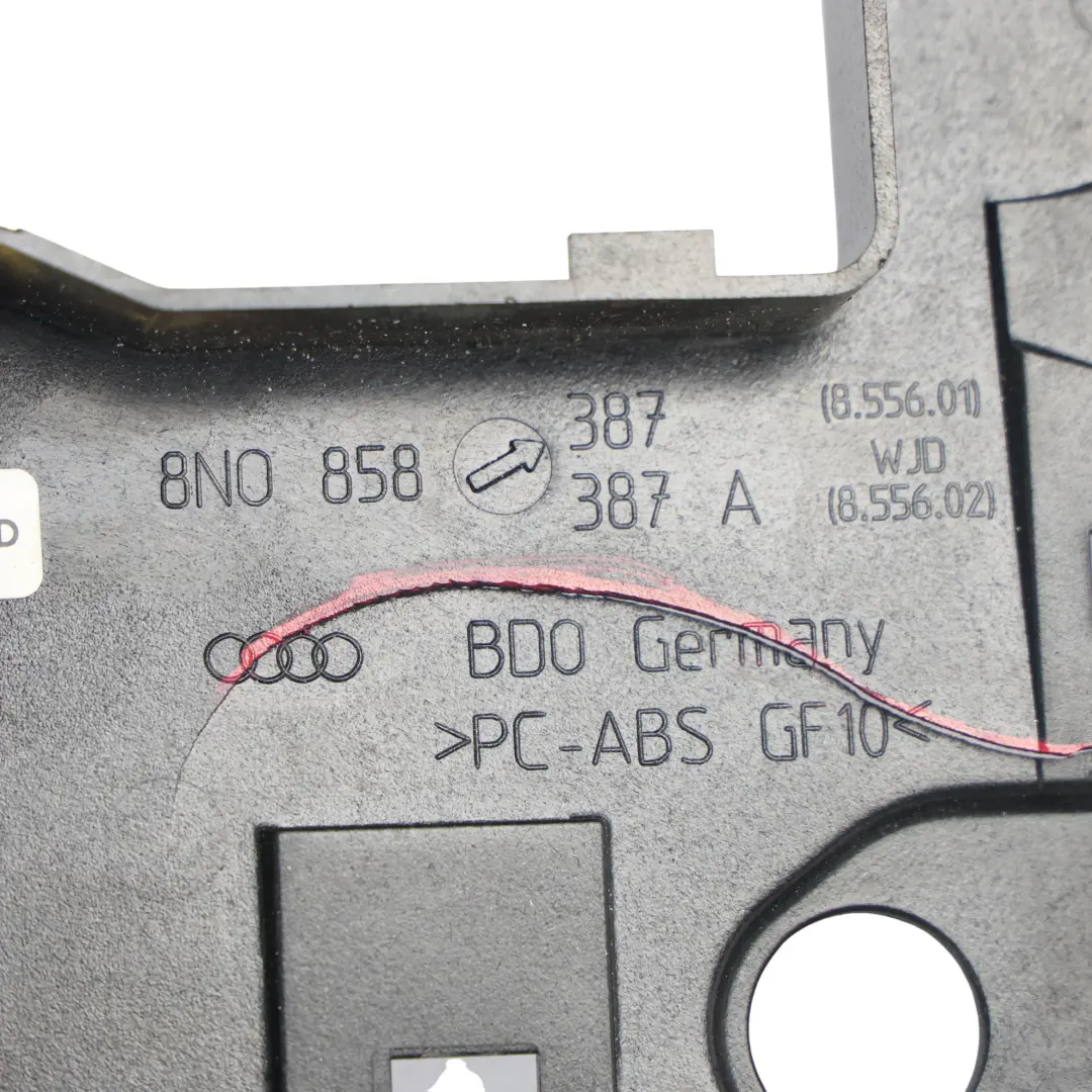 8N Tableau de Bord Boîte à Fusibles Support Plaque Gauche pour Audi TT à propos du numéro de pièce 8N0858387 Audi TT 8N Tableau de Bord Boîte à Fusibles Support Plaque Gauche - SKU 8N0858387 - Numéro de pièce 8N0858387