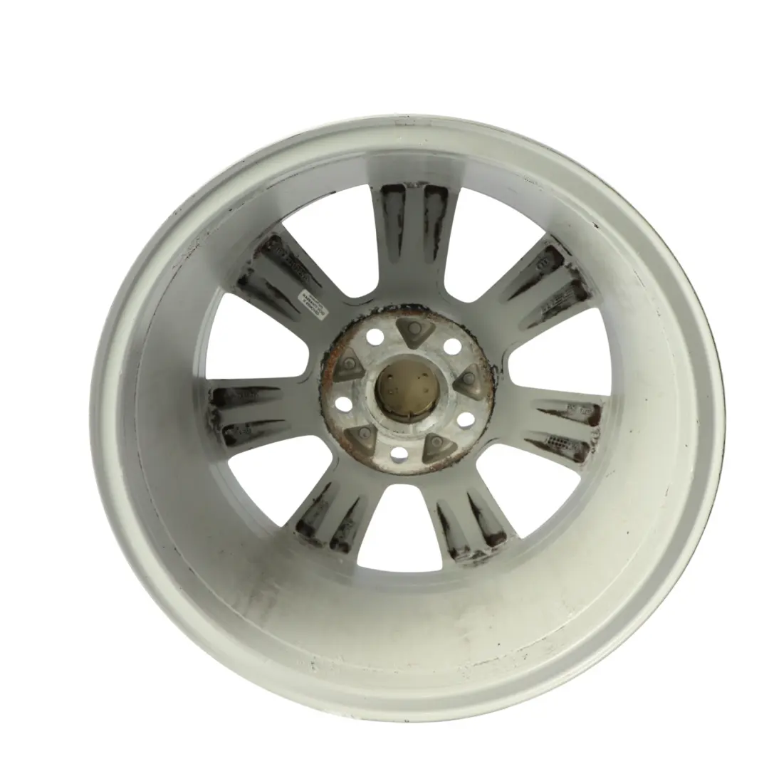 Llanta De Aleación Plateada 16" 6,5J ET:50 para Audi A3 8P con número de pieza 8P0601025A Audi A3 8P Llanta De Aleación Plateada 16" 6,5J ET:50 - SKU 8P0601025A-SL1 - Número de pieza 8P0601025A