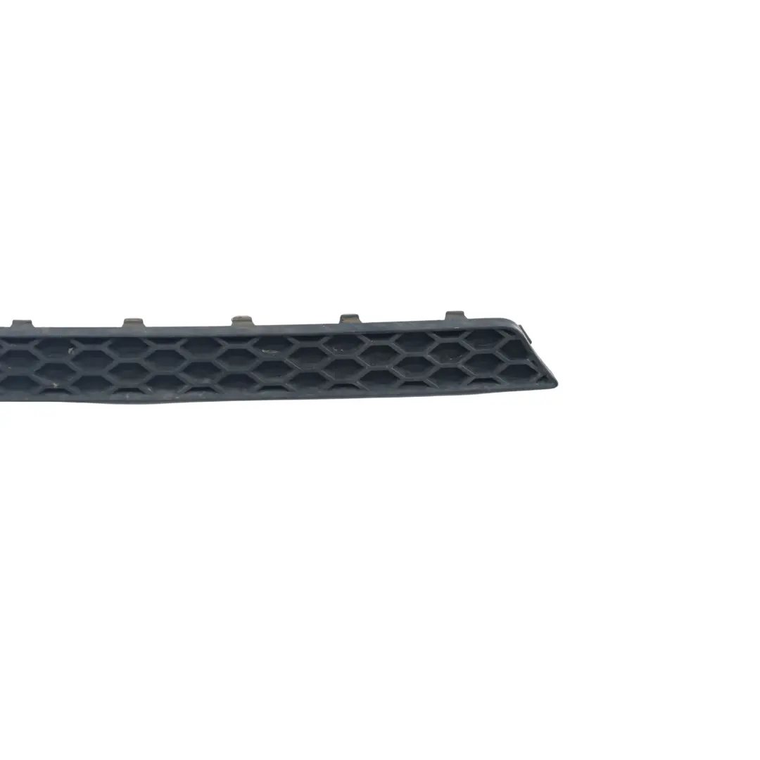 Griglia Paraurti Posteriore Cover Striscia Centrale Nero per Audi A3 8P con numero di parte 8P0807833A Audi A3 8P Griglia Paraurti Posteriore Cover Striscia Centrale Nero - SKU 8P0807833A - Numero di parte 8P0807833A