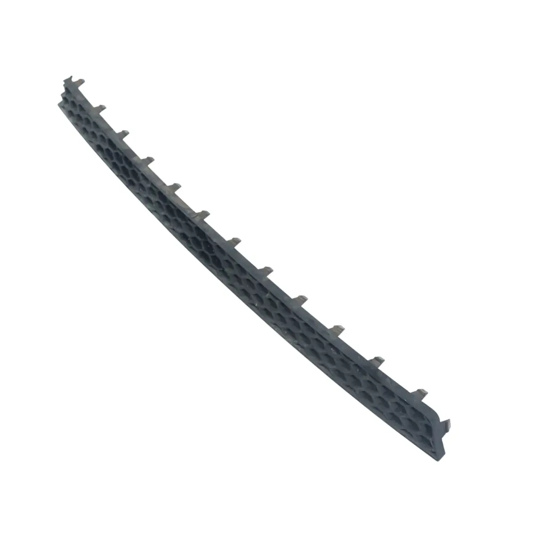 Stoßstange Hinten Gitter Blende Leiste Mitte Schwarz für Audi A3 8P mit Teilenummer 8P0807833A Audi A3 8P Stoßstange Hinten Gitter Blende Leiste Mitte Schwarz - SKU 8P0807833A - Teilenummer 8P0807833A