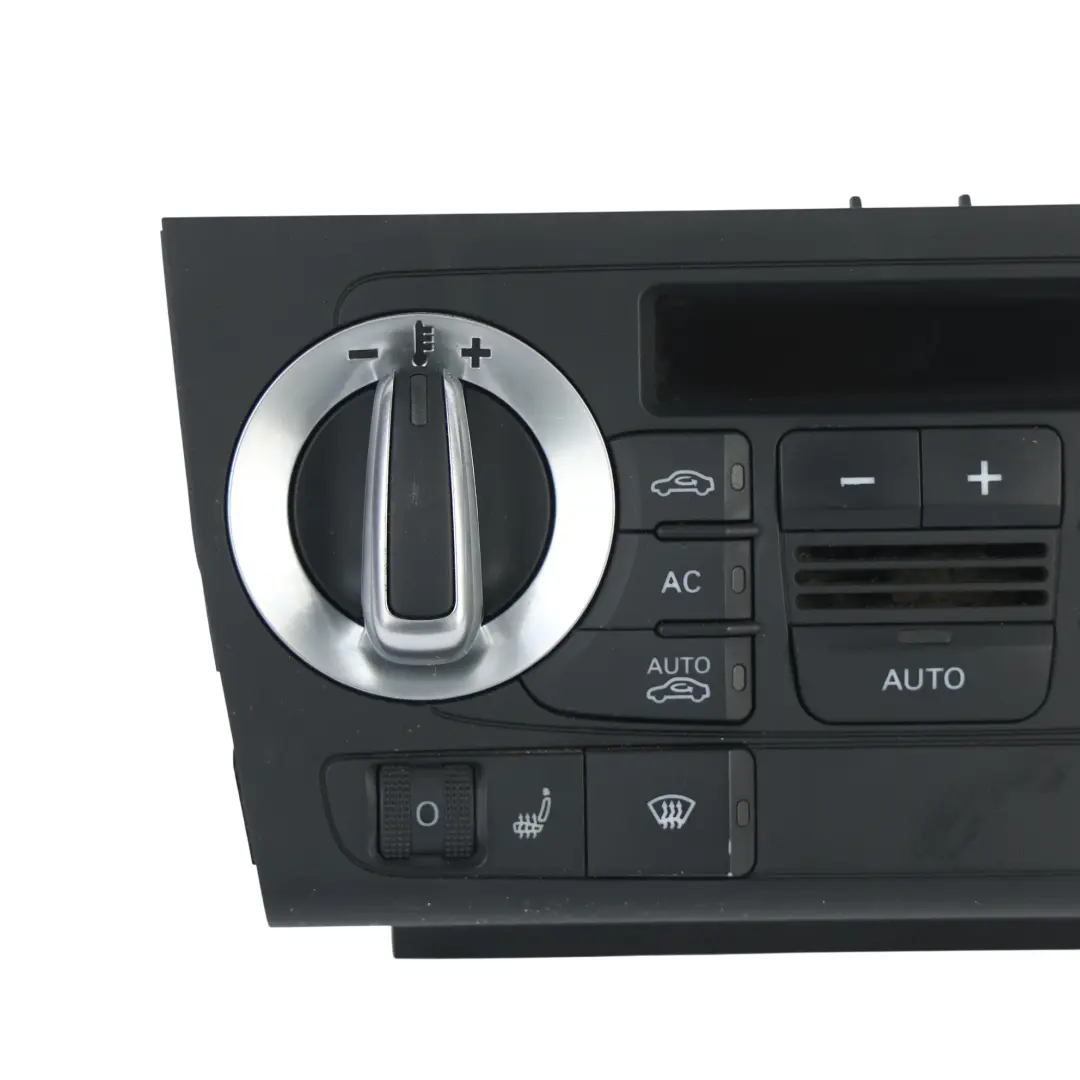 Panel Control Climatizador Digital Calefacción para Audi A3 8P Cabrio con número de pieza 8P0820043BL Audi A3 8P Cabrio Panel Control Climatizador Digital Calefacción - SKU 8P0820043BL - Número de pieza 8P0820043BL