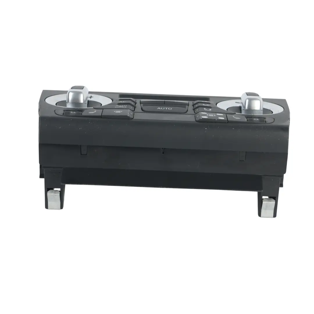 Panel Control Climatizador Digital Calefacción para Audi A3 8P Cabrio con número de pieza 8P0820043BL Audi A3 8P Cabrio Panel Control Climatizador Digital Calefacción - SKU 8P0820043BL - Número de pieza 8P0820043BL