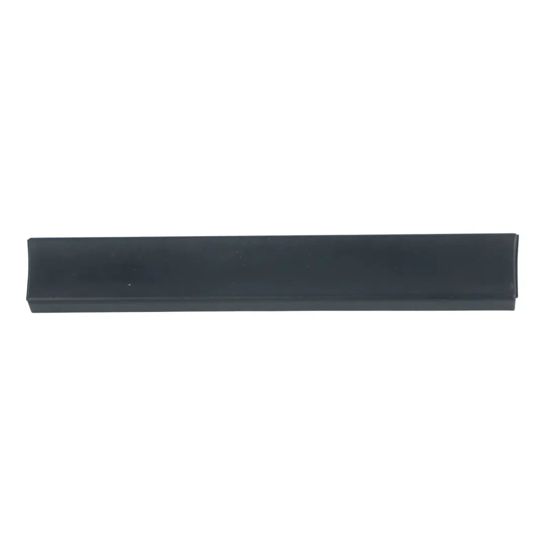 Tapa Cenicero Trasero Superior Panel Embellecedor Negro para Audi A3 8P con número de pieza 8P0864249A Audi A3 8P Tapa Cenicero Trasero Superior Panel Embellecedor Negro - SKU 8P0864249A - Número de pieza 8P0864249A