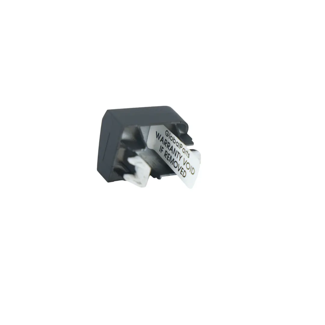 Armaturenbrett Blindschalter Abdeckung Blende für Audi A3 8P S3 SE mit Teilenummer 8P0941515D Audi A3 8P S3 SE Armaturenbrett Blindschalter Abdeckung Blende - SKU 8P0941515D - Teilenummer 8P0941515D