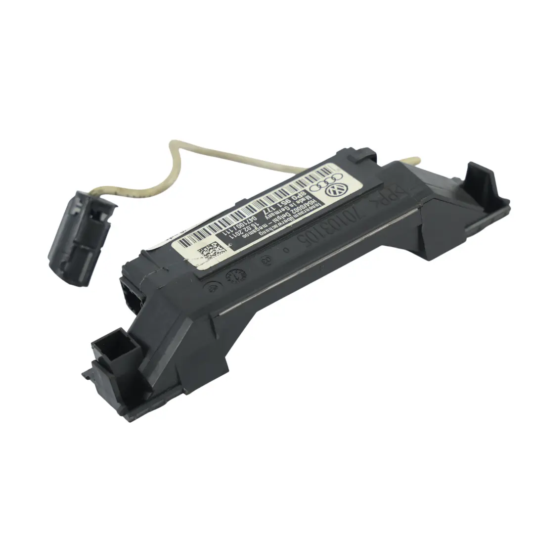 Audi A3 8P Interior Roof Reading Lamp Courtesy Light Front - SKU 8P0951177-8 - Part number 8P0951177
