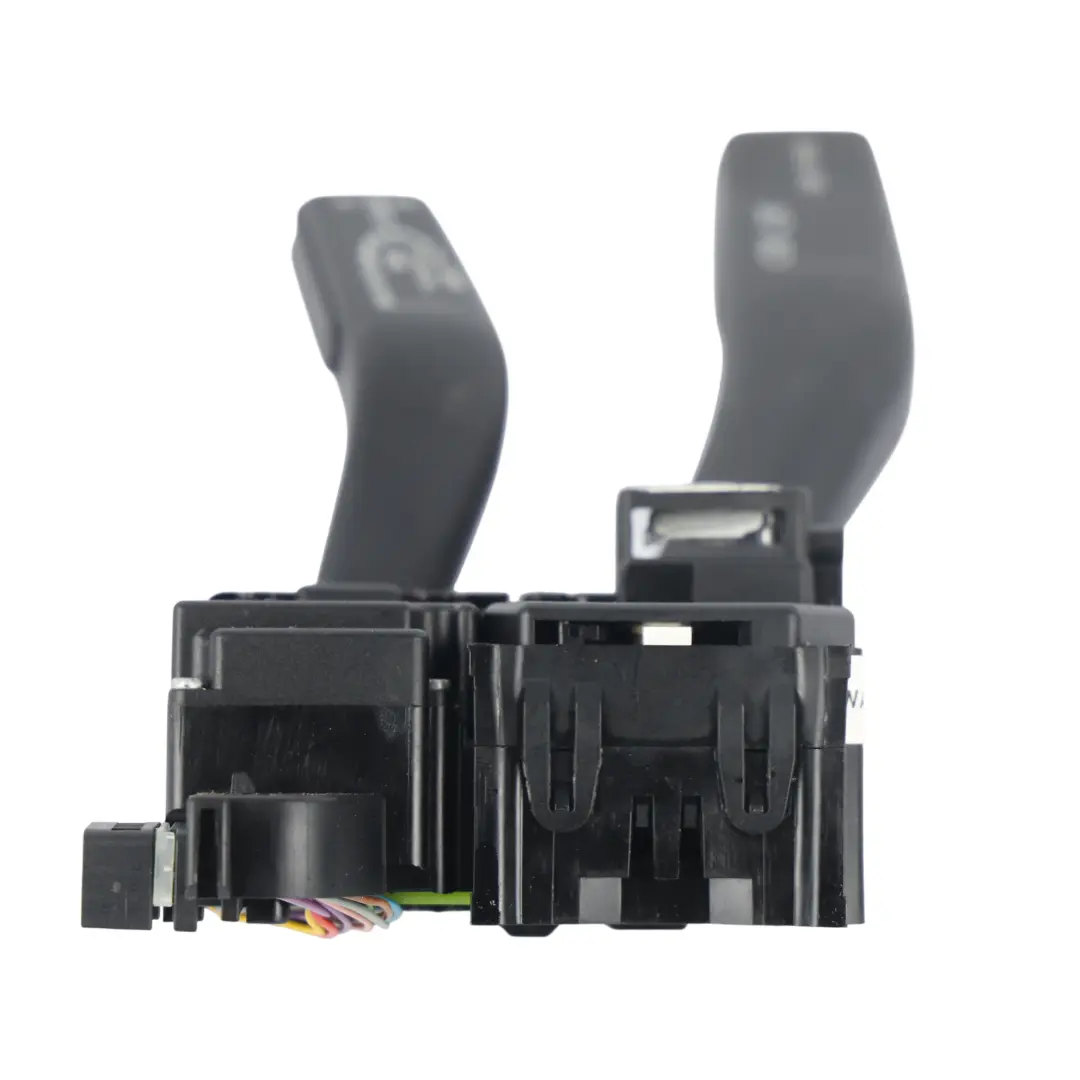Mando Volante Control Crucero Intermitentes Interruptor Squib 8P09535 para Audi A3 8P con número de pieza 8P0953513 Audi A3 8P Mando Volante Control Crucero Intermitentes Interruptor Squib 8P09535 - SKU 8P0953513 - Número de pieza 8P0953513