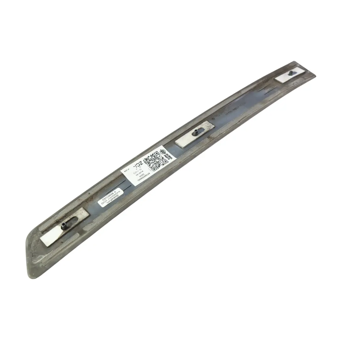 Audi A3 S3 8P Moldura Embellecedor Derecha Gris Delfín Metalizado - SKU 8P3853984D-DGM - Número de pieza 8P3853984D