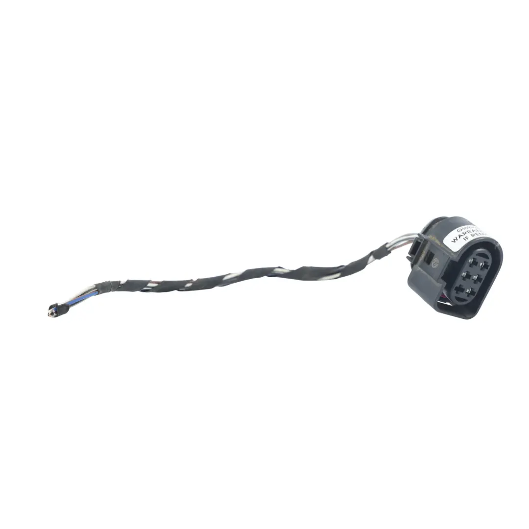 Lampa Klapy Bagażnika Lewa Wiązka Przewodów do Audi A3 8P o numerze 8P3945095C Audi A3 8P Lampa Klapy Bagażnika Lewa Wiązka Przewodów - SKU 8P3945095C-2 - Numer Części 8P3945095C