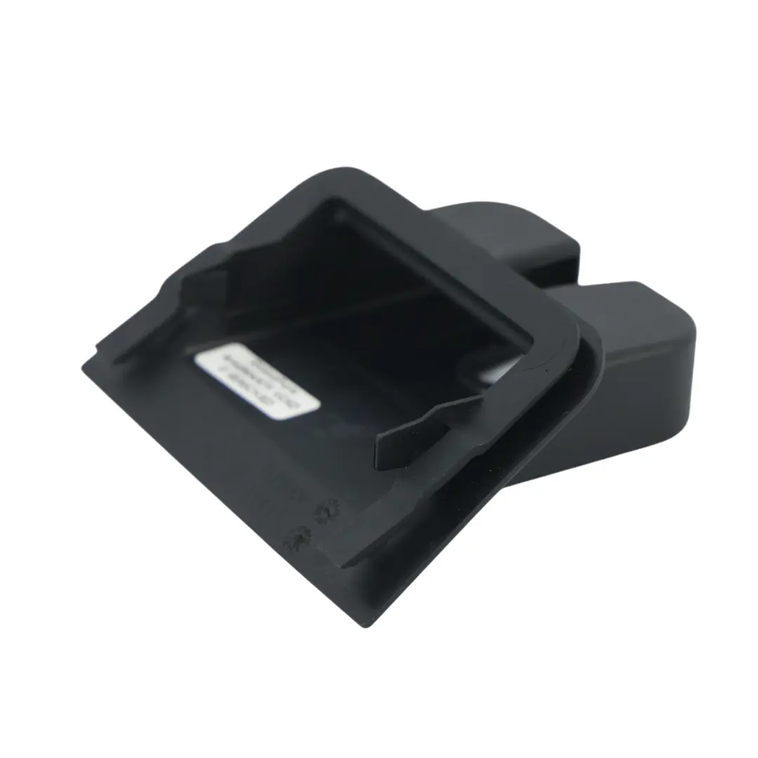 Rivestimento Serratura Portellone Bagagliaio Pannello per Audi A3 8P con numero di parte 8P7827520 Audi A3 8P Rivestimento Serratura Portellone Bagagliaio Pannello - SKU 8P7827520 - Numero di parte 8P7827520