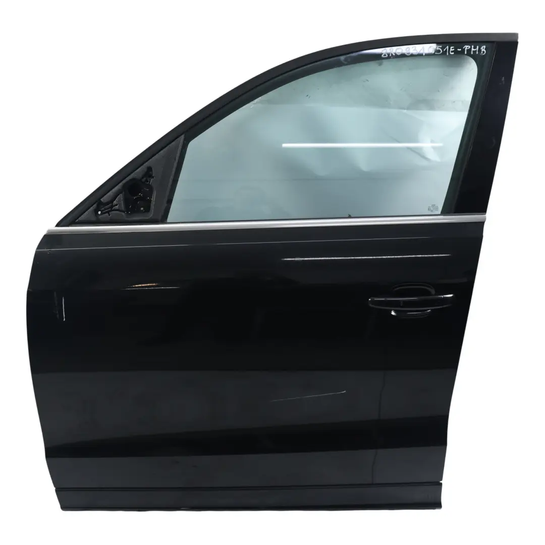 Audi Q5 8R Garniture Panneau Porte Avant Gauche Noir Phantom Z9Y - SKU 8R0831051E-PHB - Numéro de pièce 8R0831051E