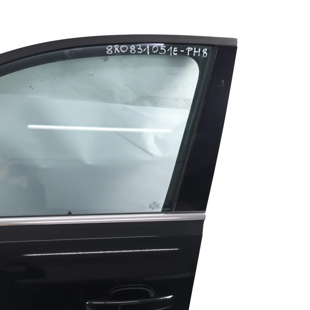 Garniture Panneau Porte Avant Gauche Noir Phantom Z9Y pour Audi Q5 8R à propos du numéro de pièce 8R0831051E Audi Q5 8R Garniture Panneau Porte Avant Gauche Noir Phantom Z9Y - SKU 8R0831051E-PHB - Numéro de pièce 8R0831051E