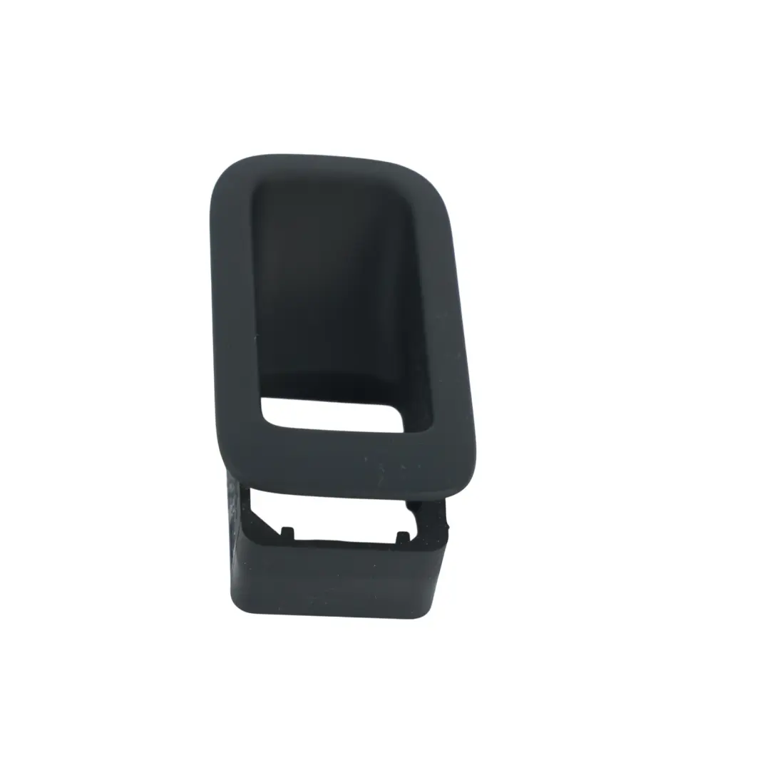 Tylna Klapa Osłona Przełącznika Otwierania Lewa do Audi Q5 8R o numerze 8R0959829 Audi Q5 8R Tylna Klapa Osłona Przełącznika Otwierania Lewa - SKU 8R0959829 - Numer Części 8R0959829