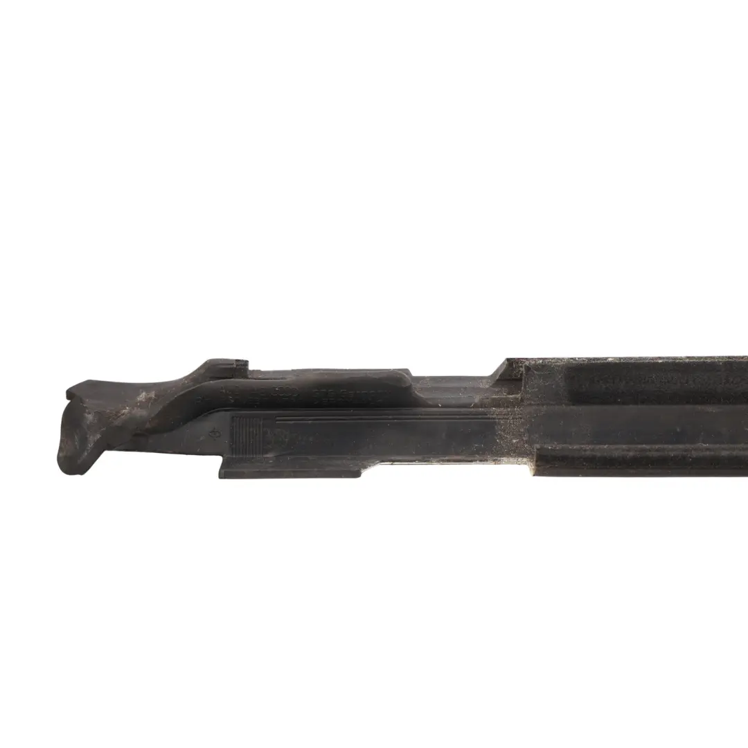 8S FV Door Window Weatherstrip Moulding Strip Seal Right O/S to Audi TT with Part number 8S0837478D Audi TT 8S FV Door Window Weatherstrip Moulding Strip Seal Right O/S - SKU 8S0837478D - Part number 8S0837478D