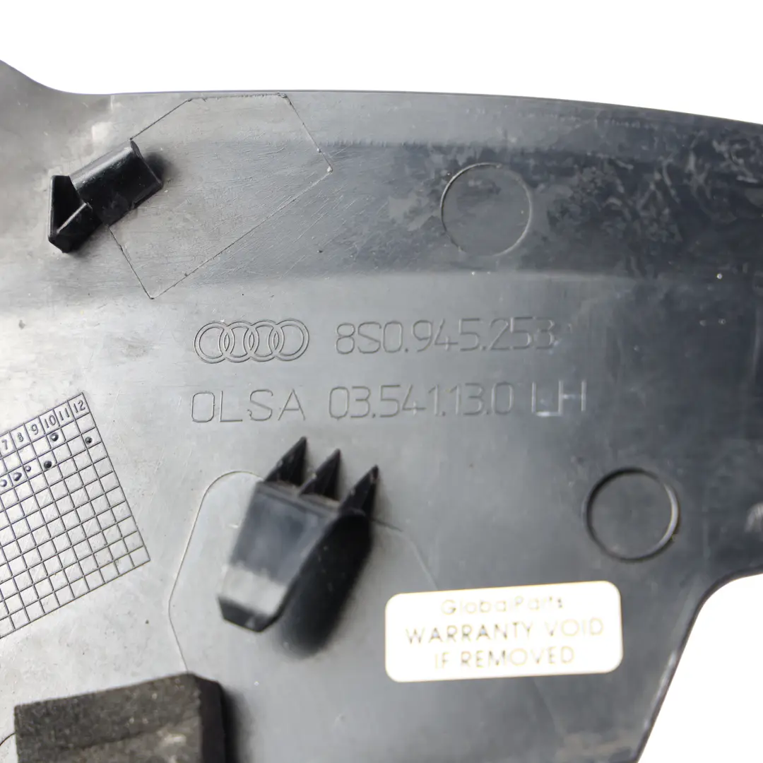 Copertura Pannello Interno Fanale Posteriore Sinistro per Audi TT TTS FV con numero di parte 8S0945253 Audi TT TTS FV Copertura Pannello Interno Fanale Posteriore Sinistro - SKU 8S0945253 - Numero di parte 8S0945253