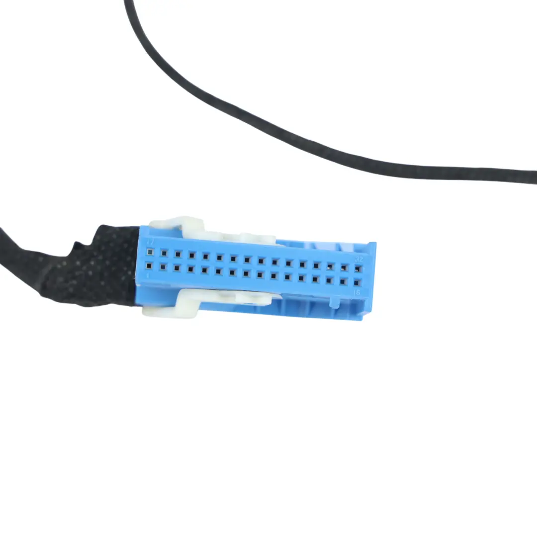Audi TT FV Cableado Panel Puerta Delantera Lado Conductor - SKU 8S0971035G - Número de pieza 8S0971035G