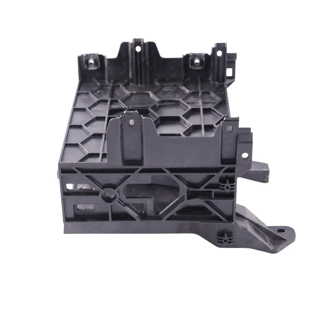 Amplificateur Support Couvercle Arrière Gauche pour Audi A5 8T à propos du numéro de pièce 8T0907368B Audi A5 8T Amplificateur Support Couvercle Arrière Gauche - SKU 8T0907368B - Numéro de pièce 8T0907368B
