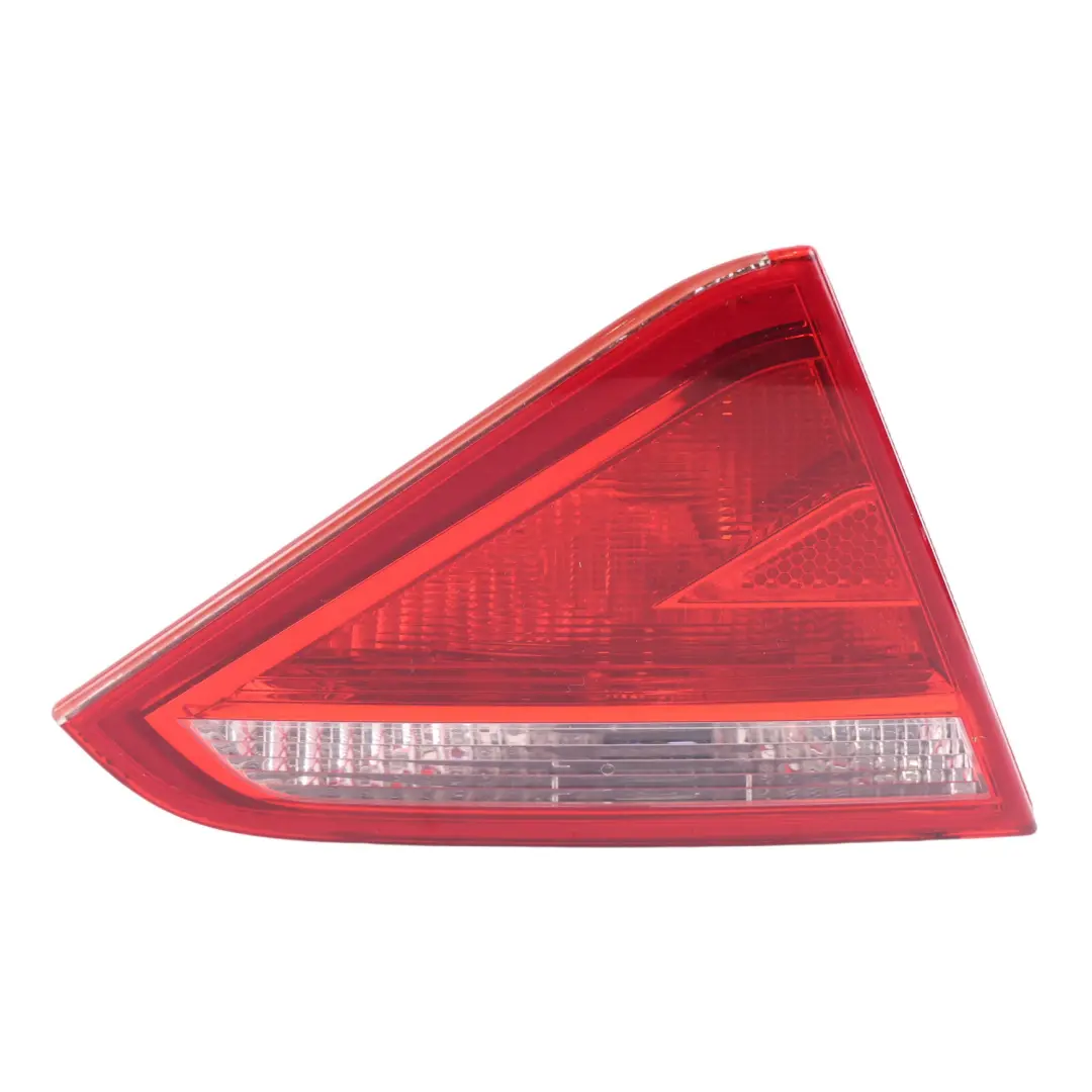 Audi A5 8T Coupe Cabrio Lampa Tylna Wewnętrzna W Klapę Lewa - SKU 8T0945093-2 - Numer Części 8T0945093