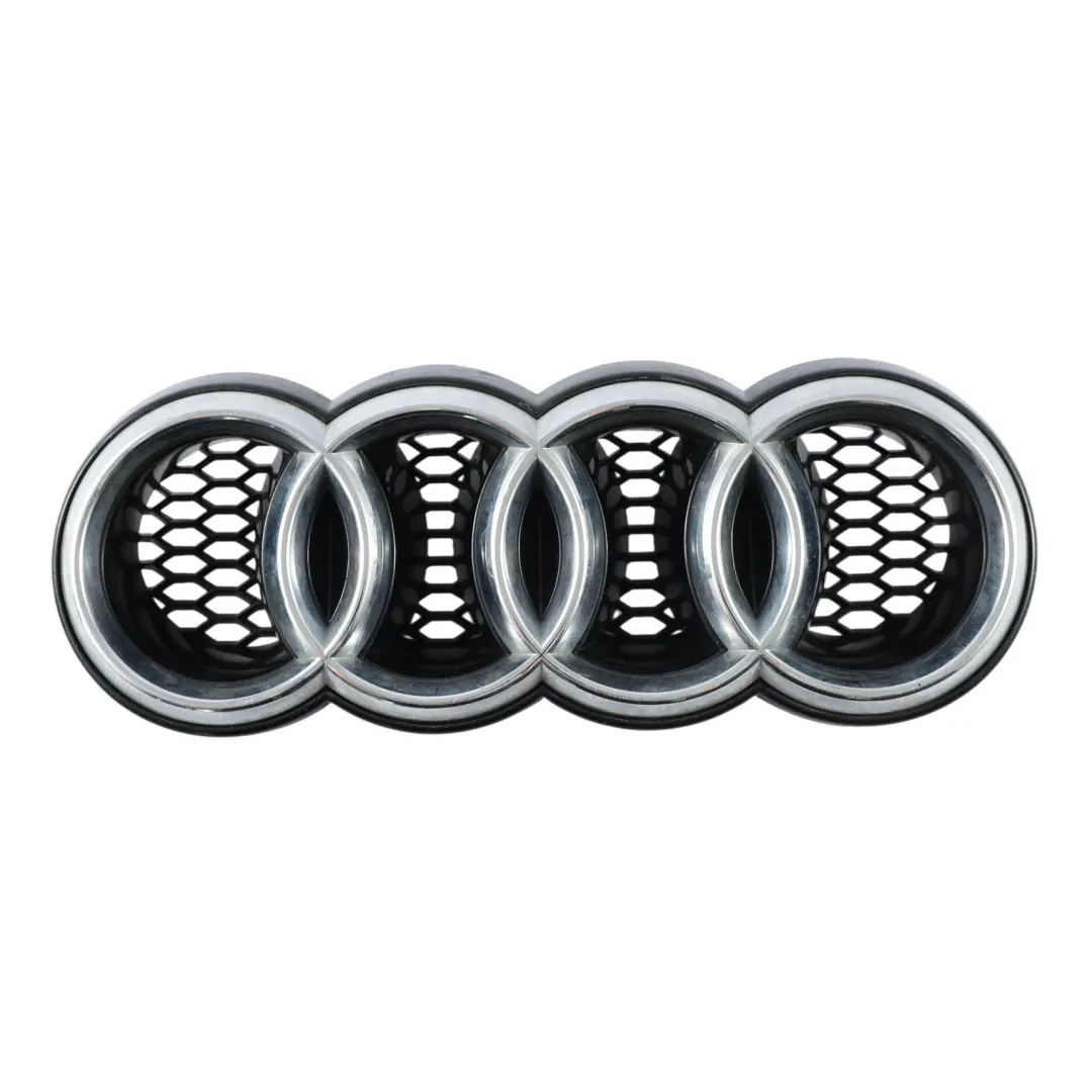 Audi Q3 8U RS Q3 Insignia Emblema Letras Parrilla Logotipo - SKU 8U0853391 - Número de pieza 8U0853391