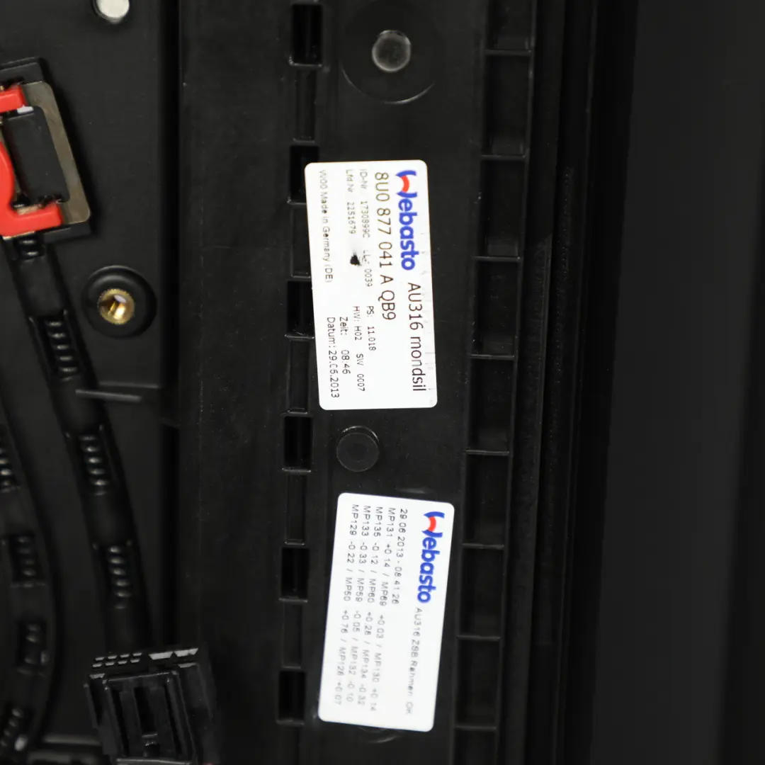 Panoramic Sliding Roof Frame Mechanism Assembly to Audi Q3 8U with Part number 8U0877049 Audi Q3 8U Panoramic Sliding Roof Frame Mechanism Assembly - SKU 8U0877049 - Part number 8U0877049