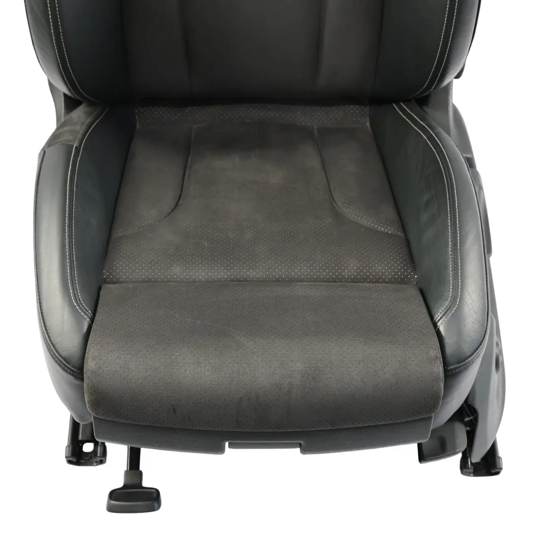 Sportsitz Vorne Links S-Line Sitzheizung Stoff Leder Schwarz Silber für Audi Q3 8U mit Teilenummer 8U0881805AL Audi Q3 8U Sportsitz Vorne Links S-Line Sitzheizung Stoff Leder Schwarz Silber - SKU 8U0881805AL-3 - Teilenummer 8U0881805AL