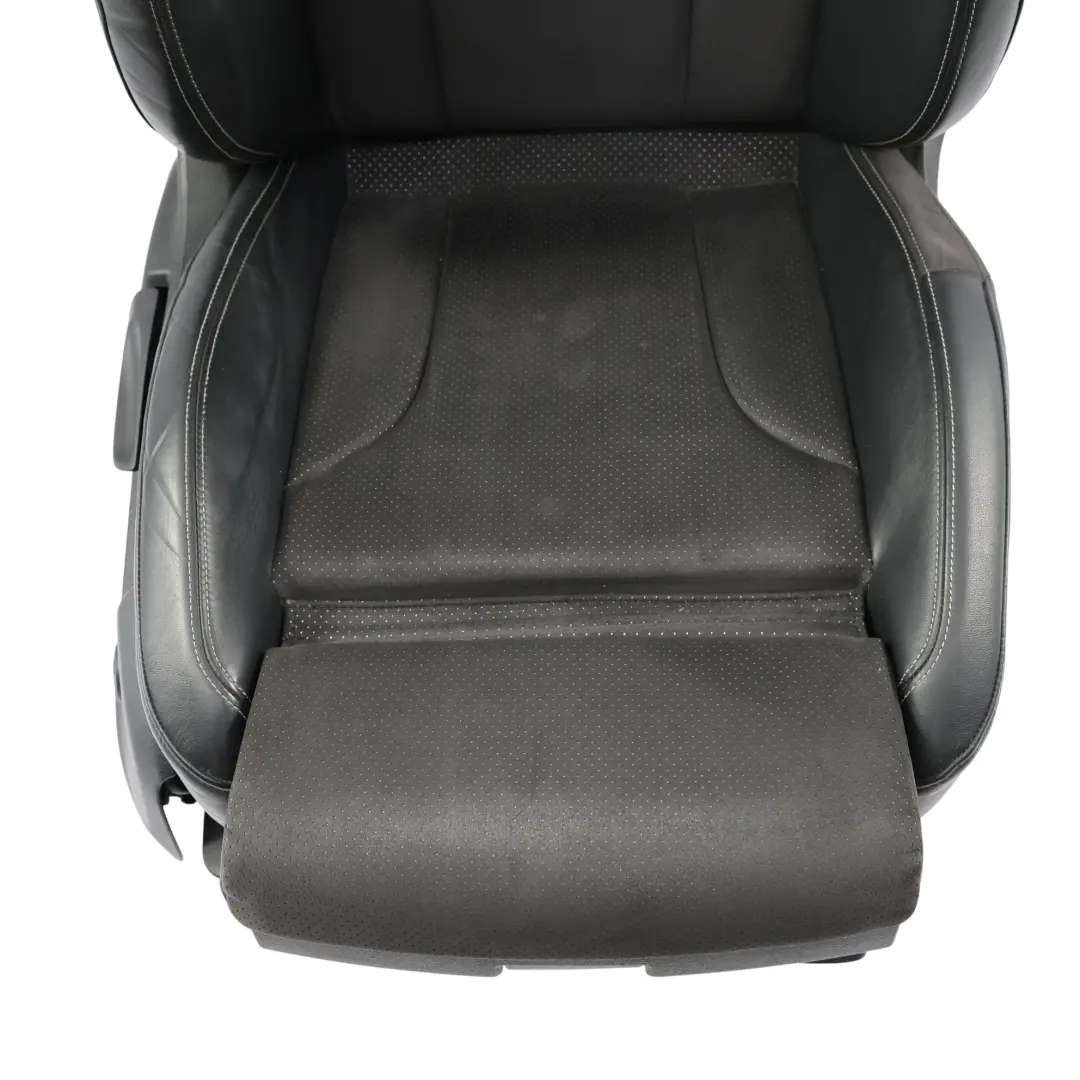 Asiento Sport S-Line Calefactado Delantero Derecho Piel Negro Plata para Audi Q3 8U con número de pieza 8U0881806AL Audi Q3 8U Asiento Sport S-Line Calefactado Delantero Derecho Piel Negro Plata - SKU 8U0881806AL-3 - Número de pieza 8U0881806AL