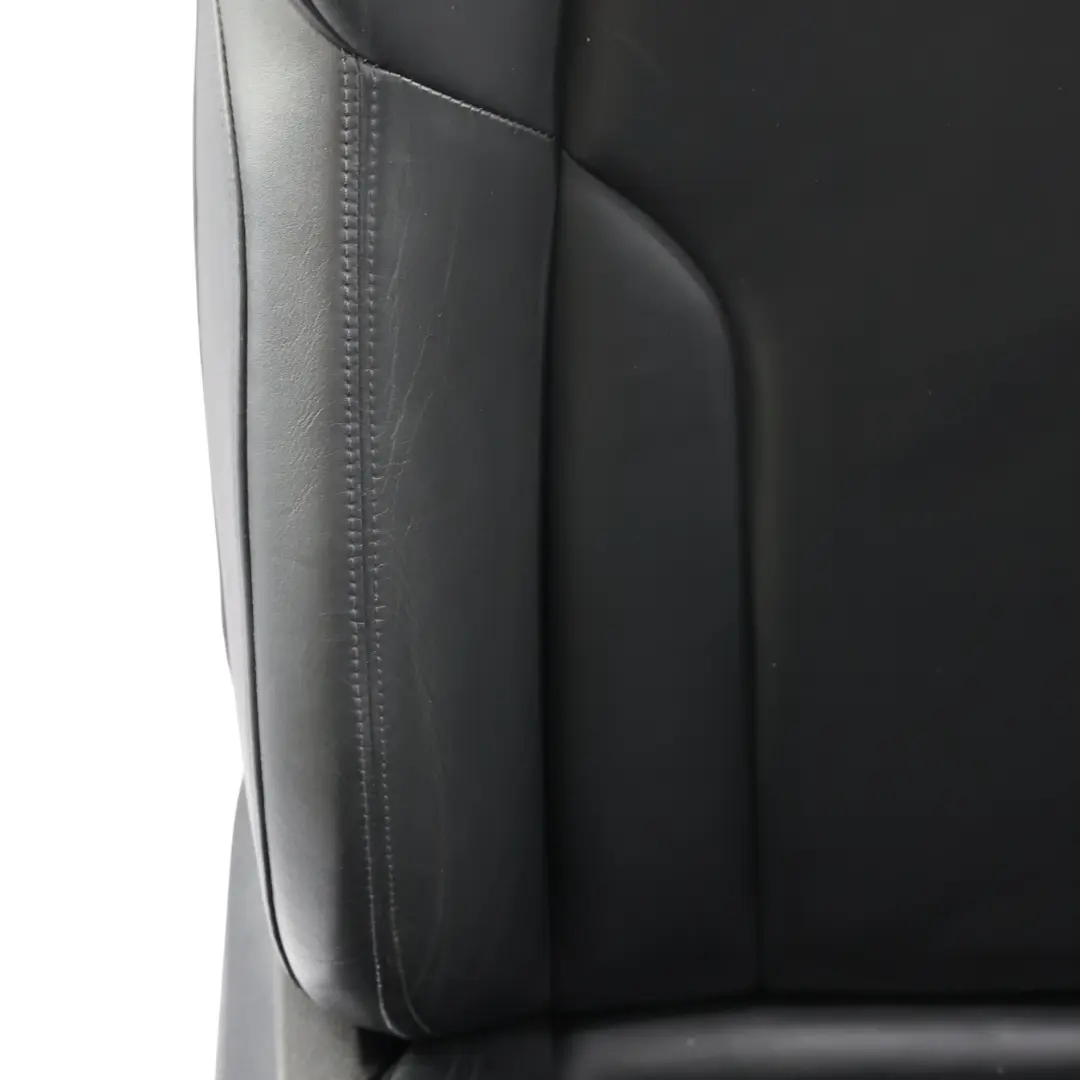 Fotel Prawy Przedni Sportowy Podgrzewany Czarna Skóra do Audi Q3 8U S-Line o numerze 8U0881806P Audi Q3 8U S-Line Fotel Prawy Przedni Sportowy Podgrzewany Czarna Skóra - SKU 8U0881806P-1 - Numer Części 8U0881806P
