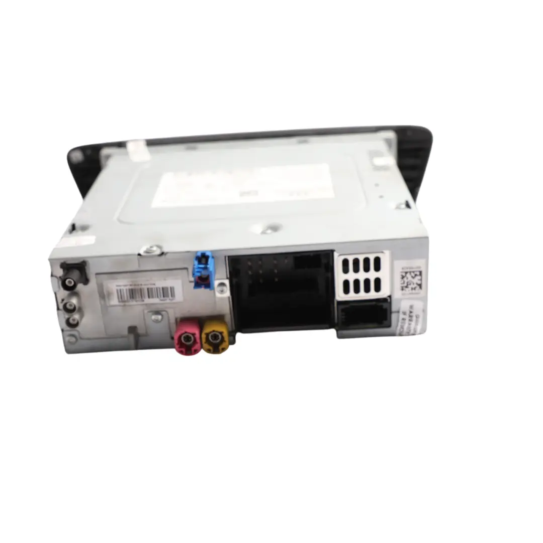 RMC Panel de Control Multimedia Radio Sat Nav SD Card para Audi Q3 8U con número de pieza 8U1035192D Audi Q3 8U RMC Panel de Control Multimedia Radio Sat Nav SD Card - SKU 8U1035192D - Número de pieza 8U1035192D
