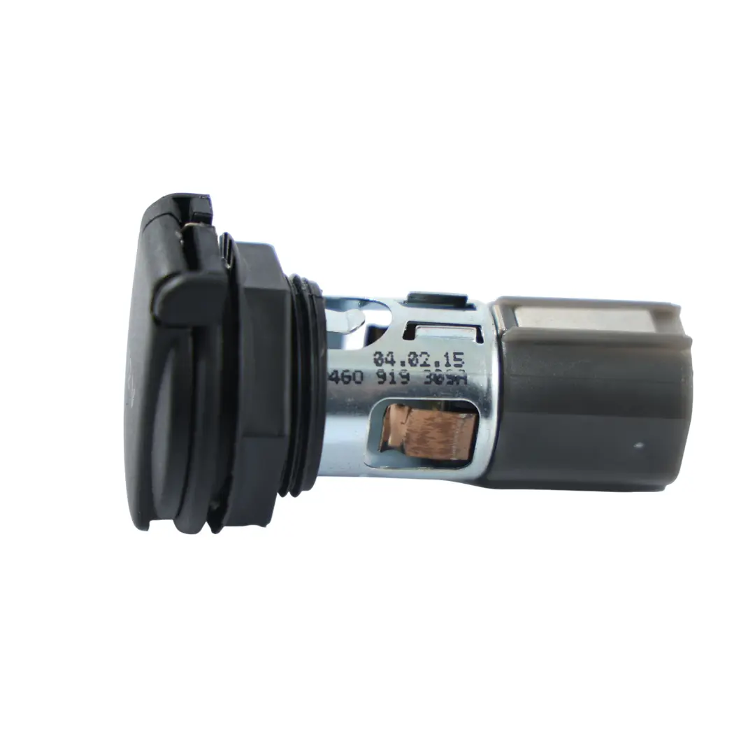Toma Corriente Encendedor Cigarrillos 12V Panel para Audi A3 S3 8V con número de pieza 8V0802845 Audi A3 S3 8V Toma Corriente Encendedor Cigarrillos 12V Panel - SKU 8V0802845-1 - Número de pieza 8V0802845