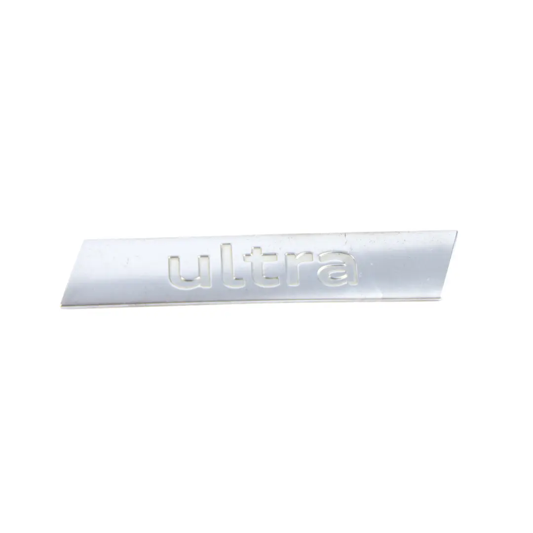 Emblema Letras Inscripción Ultra para Audi A3 S3 8V A4 B8 B9 A6 C7 con número de pieza 8V0853737C Audi A3 S3 8V A4 B8 B9 A6 C7 Emblema Letras Inscripción Ultra - SKU 8V0853737C - Número de pieza 8V0853737C