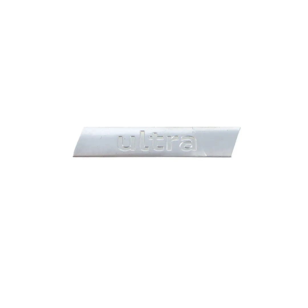 Emblema Letras Inscripción Ultra para Audi A3 S3 8V A4 B8 B9 A6 C7 con número de pieza 8V0853737C Audi A3 S3 8V A4 B8 B9 A6 C7 Emblema Letras Inscripción Ultra - SKU 8V0853737C - Número de pieza 8V0853737C