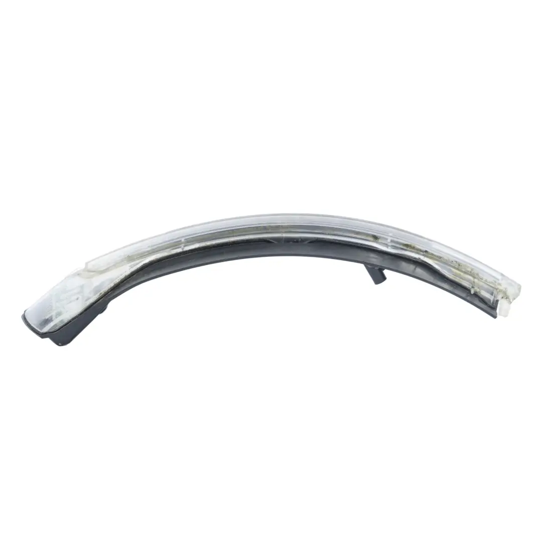 Clignotant Répétiteur Latéral Rétroviseur Porte Gauche pour Audi S3 8V à propos du numéro de pièce 8V0949101B Audi S3 8V Clignotant Répétiteur Latéral Rétroviseur Porte Gauche - SKU 8V0949101B - Numéro de pièce 8V0949101B