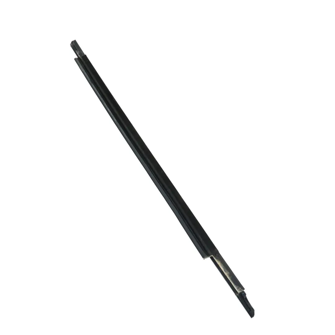 Fensterleiste Tür Vorne Links Dichtung Chrom für Audi A3 S3 8V mit Teilenummer 8V5853283B Audi A3 S3 8V Fensterleiste Tür Vorne Links Dichtung Chrom - SKU 8V5853283B - Teilenummer 8V5853283B