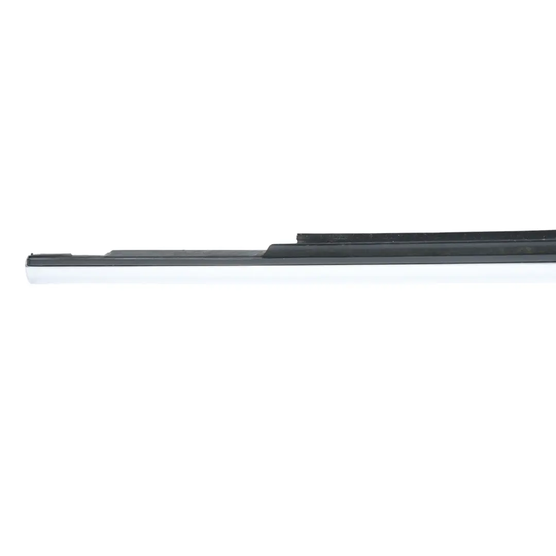 Joint Vitre Porte Arrière Droite pour Audi A3 8V à propos du numéro de pièce 8V5853764C Audi A3 8V Joint Vitre Porte Arrière Droite - SKU 8V5853764C-1 - Numéro de pièce 8V5853764C