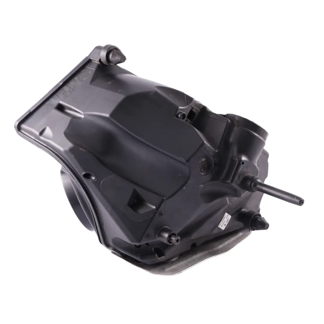 Audi A4 B9 A5 5F Boîtier Filtre à Air 2.0 TDI - SKU 8W0133835K - Numéro de pièce 8W0133835K