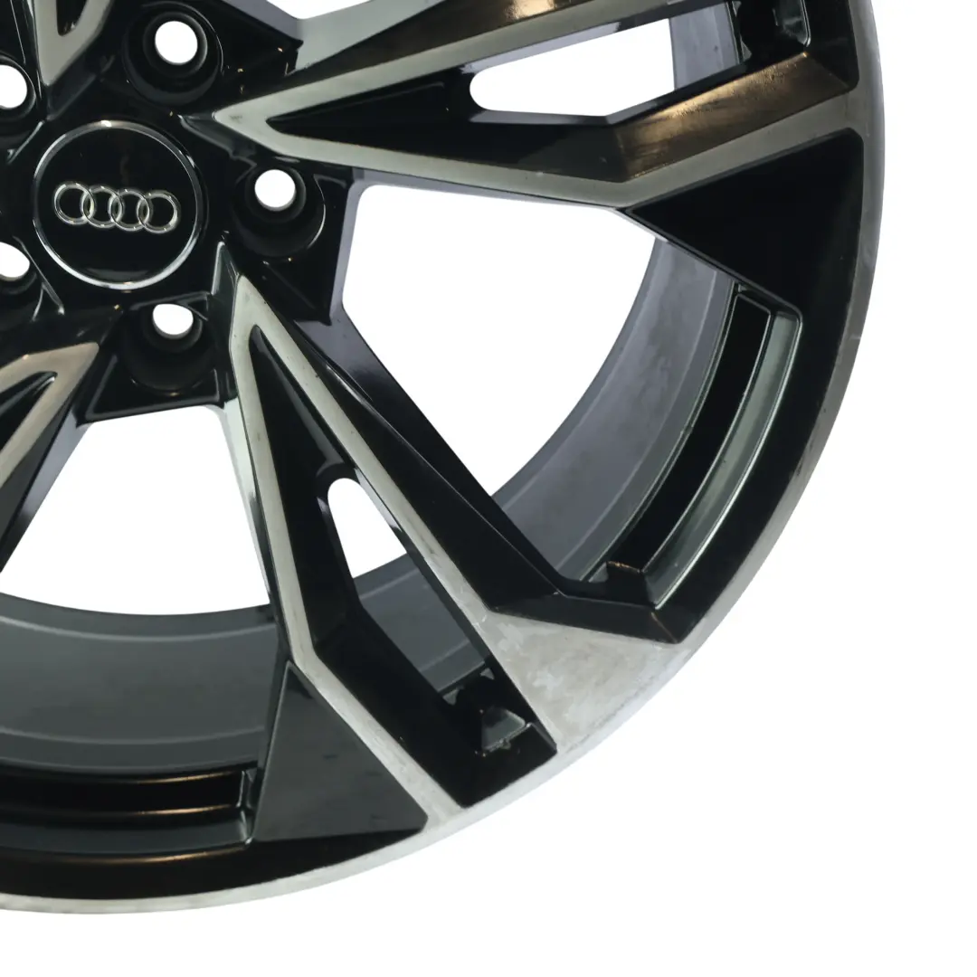 Felga Aluminiowa 20" 9J ET:34 do Audi A5 F5 o numerze 8W0601025EQ Audi A5 F5 Felga Aluminiowa 20" 9J ET:34 - SKU 8W0601025EQ-1 - Numer Części 8W0601025EQ