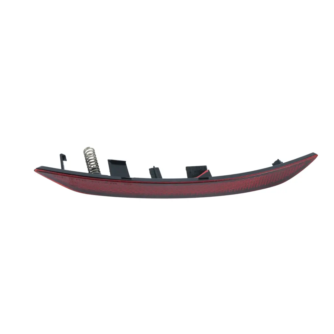 Odblask Tylnego Zderzaka Lewy Pokrywa Panel do Audi A5 S5 F5 o numerze 8W6945105B Audi A5 S5 F5 Odblask Tylnego Zderzaka Lewy Pokrywa Panel - SKU 8W6945105B - Numer Części 8W6945105B