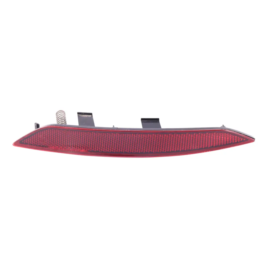 Stoßstange Hinten Reflektor Rechts für Audi A5 S5 F5 mit Teilenummer 8W6945106B Audi A5 S5 F5 Stoßstange Hinten Reflektor Rechts - SKU 8W6945106B - Teilenummer 8W6945106B
