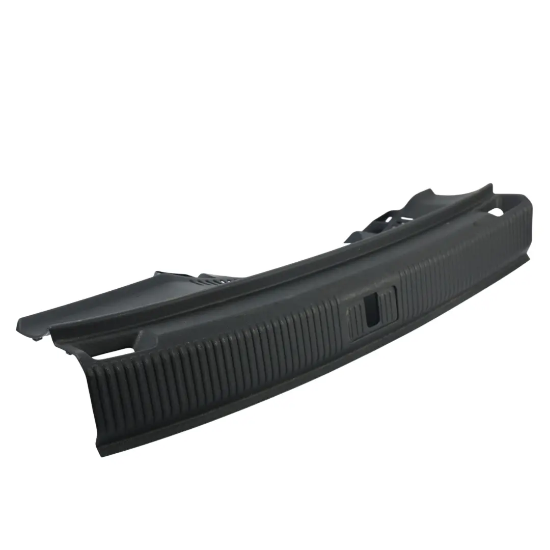 Audi A1 S1 8X Habillage Serrure Coffre Panneau Arrière Seuil - SKU 8X0863459C - Numéro de pièce 8X0863459C