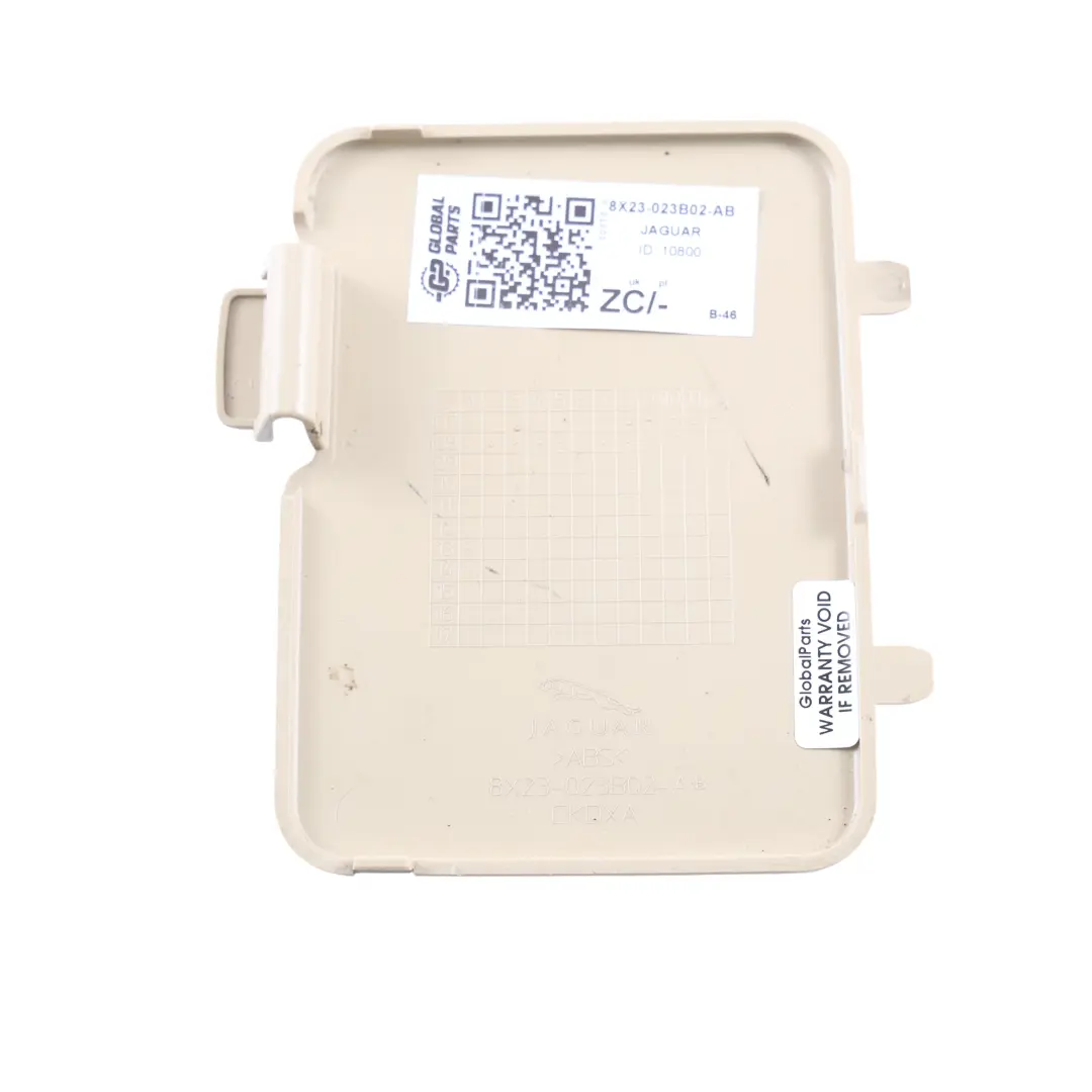 Jaguar XF X250 Coperchio Scatola Fusibili Anteriore Destro Beige - SKU 8X23-023B02-AB - Numero di parte 8X23-023B02-AB
